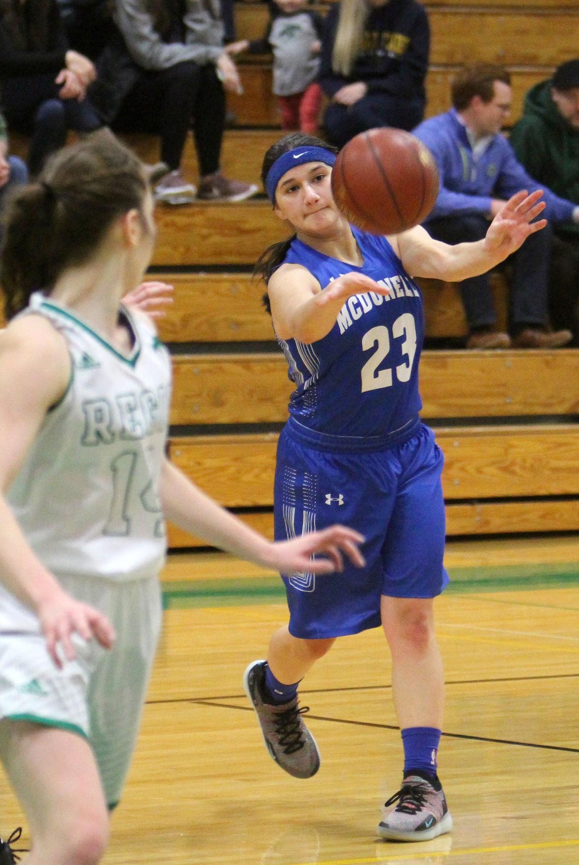 McDonell at Eau Claire Regis girls basketball 12-21-18